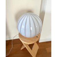 Taubengrau Streifen Murano Tischleuchte Mit Rigadinglas D 30 cm, Silberner Rahmen Taubengrau Streifen Murano Tischleuchte Mit Rigadinglas D 30 cm, Silberner Rahmen von mimuinterior