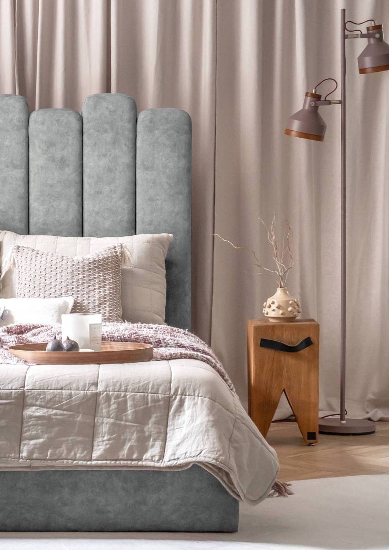 home24 Polsterbett Foaker 140 x 200cm Samt Vela Grau von home24