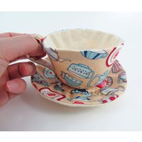 Made-To-Bestellung | 1 - 2 Wochen- Textil Teetasse Und Untertasse Ornament-Teetasse Print Dunkle Creme von miwary