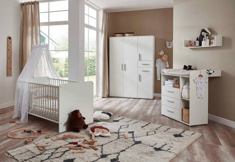 moebel-dich-auf Babymöbel-Set ALIYA 5, (in weiß, Babybett + Wickelkommode + Kleiderschrank 4-türig), optional mit Matratze, Umbauseiten-Set oder Textil-Set von moebel-dich-auf