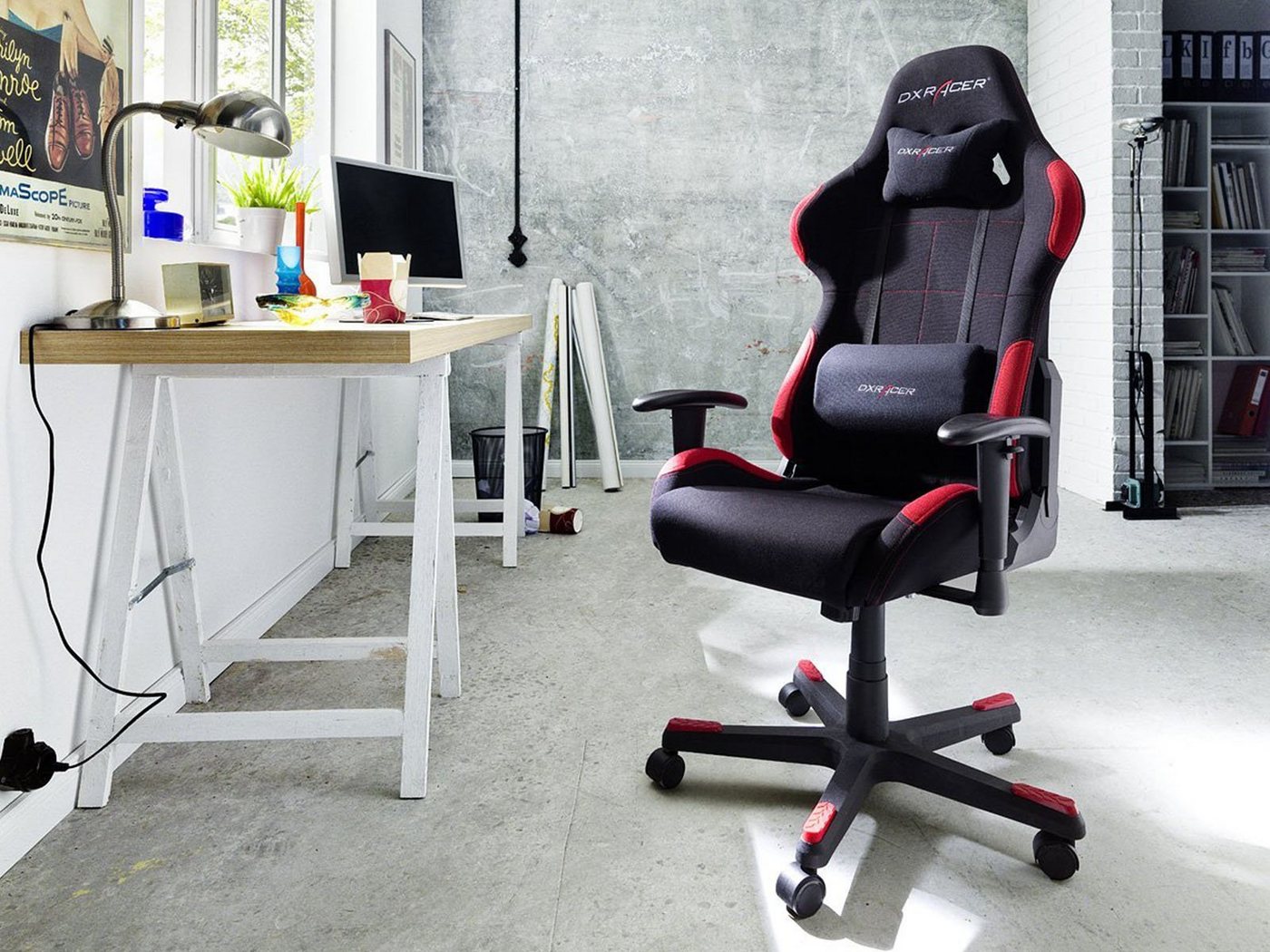 möbelando Gaming-Stuhl DXRACER 1, moderner Bürostuhl DXRACER1" in sportlicher Aufmachung. Breite 78 cm, Höhe 124 - 134 cm, Tiefe 52 cm, Sitzfläche 52 x 45 cm, Sitzhöhe 42-52 cm" von möbelando