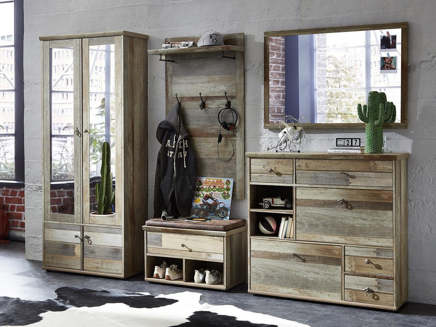 möbelando Garderoben-Set Britta, Garderobe aus Spanplatte foliert in Driftwood Nachbildung bestehend aus 1x Garderobenschrank, 1x Garderobenbank, 1x Garderobenpaneel, 1x Schuhschrank und 1x Spiegel. Stellmaß ca. Breite 274 cm, Höhe 188 cm, Tiefe 40 cm. von möbelando