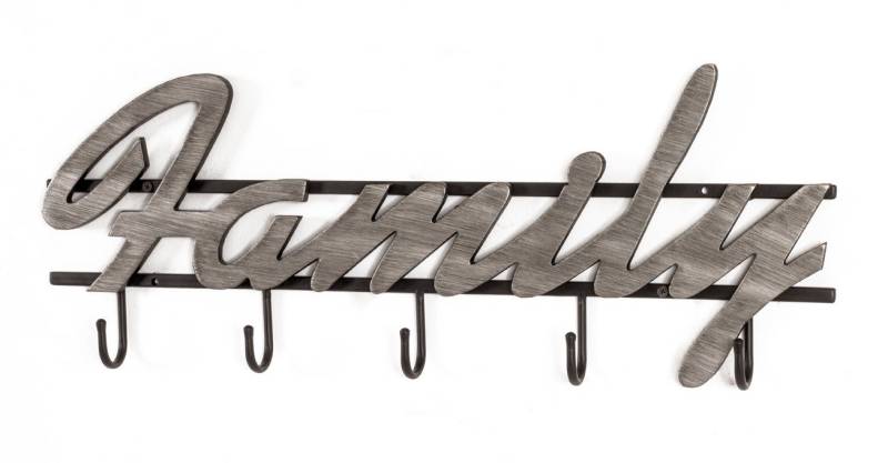 möbelando Wandgarderobe Family 18, Wandgarderobe Rahmen aus Metall schwarz lackiert, Schriftzug aus MDF in silber lackiert, mit 5 Garderobenhaken von möbelando