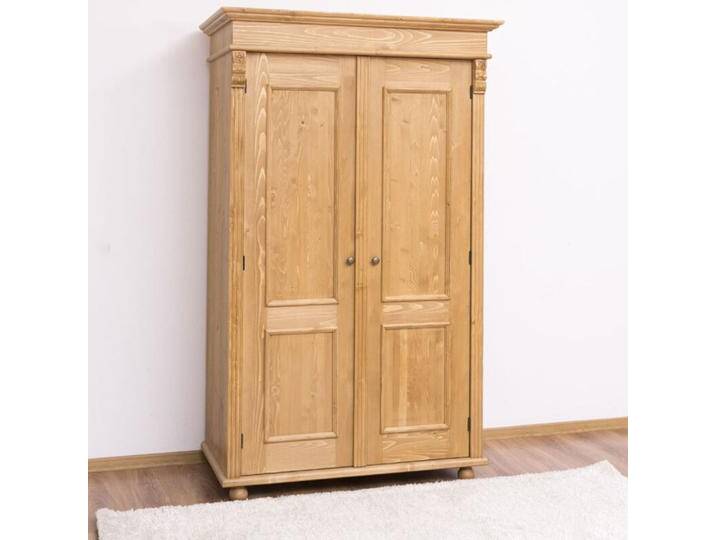 Kleiderschrank im Landhausstil Holz hellbraun gewachst von moebro