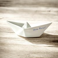 Abschiedsgeschenk - Schiff Auf Porzellan Mit Dem Schriftzug Gute Reise von moijdesign