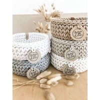 Häkelkorb Klein "Mia" Gehäkelter Aufbewahrungskorb Für Brillen Schmuck Schlüssel Nachttisch Geschenkidee Zum Einzug Kleiner Geschenkkorb Häkelkorb Klein "Mia" Gehäkelter Aufbewahrungskorb Für Brillen Schmuck Schlüssel Nachttisch Geschenkidee Zum Einzug Kleiner Geschenkkorb von monohandmadelove