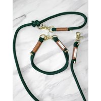 Grünes Halsband/Leine Set „Fiercely" Mit Bronze Umwickelung Und Gold Karabiner von moonandneck