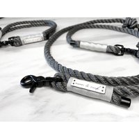 Hundehalsband/Hundeleine/Tauhalsband/Tauleine Set „Ash" Mit Hellgrauer Umwickelung Und Schwarzen Karabinern - Verschiedene Größen von moonandneck
