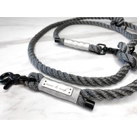 Hundeleine/Tauleine „Ash" Mit Hellgrau Umwickelung Und Schwarz Karabiner - Verschiedene Größen von moonandneck