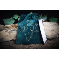 Runentasche Crystal Aufbewahrungstasche Göttin Handarbeit Baumwollsamt Witchcraft Altar Werkzeug Pagan Wicca Und Dreifachmond Design von moongoddessgardenart