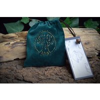 Runentasche Crystal Aufbewahrungstasche Handarbeit Baumwolle Samt Baum Des Lebens Design Hexerei Altar Werkzeug Pagan Wicca Runentasche Crystal Aufbewahrungstasche Handarbeit Baumwolle Samt Baum Des Lebens Design Hexerei Altar Werkzeug Pagan Wicca von moongoddessgardenart