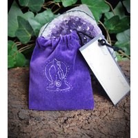 Runentasche Crystal Aufbewahrungstasche Handarbeit Baumwolle Samt Hare & Moon Design Witchcraft Altar Werkzeug Pagan Wicca von moongoddessgardenart