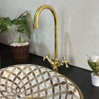 Badezimmer-Wasserhahn Aus Gebürstetem Messing, Maßgefertigter Waschbecken-Wasserhahn Messing - Einloch-Küchenwasserhahn, Bar-Delta-Wasserhahn Badezimmer-Wasserhahn Aus Gebürstetem Messing, Maßgefertigter Waschbecken-Wasserhahn Messing - Einloch-Küchenwasserhahn, Bar-Delta-Wasserhahn von moroccansmagictouch