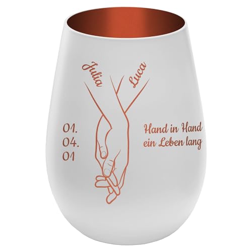 Personalisierbares Windlicht ''Hand in Hand'' - Weiß/Kupfer - gravierter Glas Teelichthalter mit Namen, Daten, Wunschtext - Höhe 12 cm - Geschenk zu Hochzeit Verlobung Jahrestag Valentinstag von mtb more energy