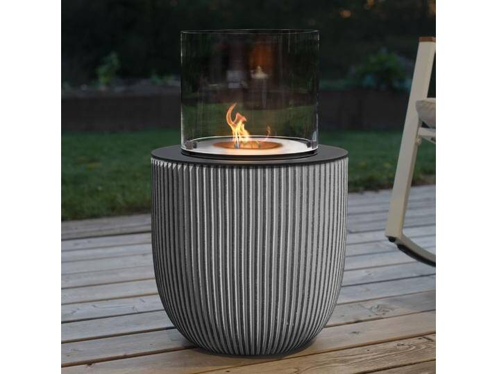 muenkel design Vagos [Ethanol Feuerstelle für den Innen- und Außenbereich]: Streben grau - mit Schutzhülle von muenkel-design