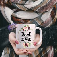 Personalisierte Tasse | M Initial Geschenk| Personalisierter Tee Kaffee| Geschenk Für Sie Geburtstag Weihnachten| Muttertag| Becher Weinbecher von mugandcrafts