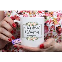 Sie Ist Bewaffnet & Gefährlich Ephesen 610-17 Jesus Tumbler Becher Kaffee Geschenk Religiöse Tasse Glaube Für Sie von mugandcrafts