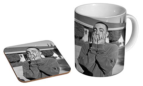 Mac Miller Face Keramik-Kaffeetasse + Untersetzer Geschenk-Set ... von mugmart