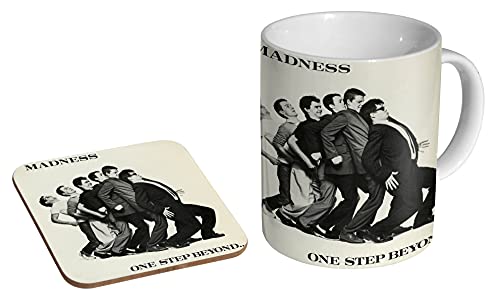 Madness One Step Beyond Keramik-Teetasse + Untersetzer, Geschenkset von mugmart