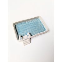 Rechteckiger Mini-Pool Aus Steinzeug, Aperitifschale Oder Seifenschale, Hellblauer Hintergrund, Handgefertigte Keramik von mumuinparis