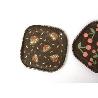 Servierplatte Aus Keramik, Hamburger-Motiv, Eckige Schale Mit Burger-Dekor, Handgemachte Töpferware, Einzelstück von mumuinparis
