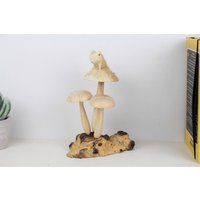 Frosch Auf Pilz Skulptur, Handgeschnitzter Pilz, Tier, Einzigartiges Holz, Handarbeit, Kunst, Home Deco, Geschenk Für Sie, Geburtstag, Handgemachte von PaintedWoodCarvings