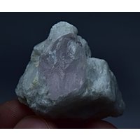 Einzigartiger Rosa Vorobyevit Beryll Kristall Auf Albite Matrix 106 Karat von mussaminerals