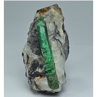Natürlicher 38mm Langer Smaragd Kristall Auf Quarz Matrix 67 Gramm von mussaminerals