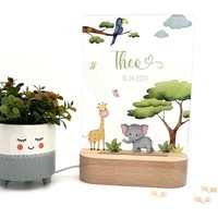 Safari Nachtlicht Mit Name - Personalisierte Led Lampe Babyzimmer Elefant & Giraffe Geschenk Zur Geburt, Geburtstag Oder Taufe von myPrintyDE