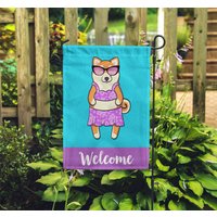 Shiba Inu Garten Flagge | Mädchen - Doppelseitig Einzigartiges Geschenk Mädchen Sonnenbaden von mydogismycopilot