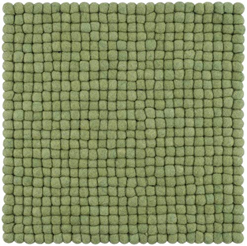 myfelt Filzkugel-Sitzauflage Stuhlauflage - Kaspar - quadratisch, 36x36 cm, Dunkelgrün von myfelt