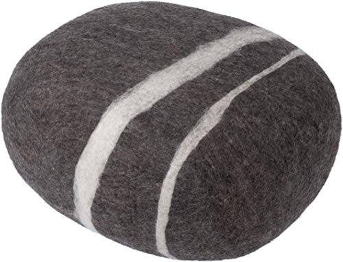myfelt Oskar - Filz Kieselstein, Meditationskissen, Yogakissen, Dekokissen, Pouf, Dunkelbraun rund - Größe L myfelt Oskar - Filz Kieselstein, Meditationskissen, Yogakissen, Dekokissen, Pouf, Dunkelbraun rund - Größe L von myfelt