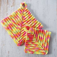 Topflappen Für Mutter Und Tochter Duo Handarbeit Kunterbunt Neon Rippenmuster Wie Zu Omas Zeiten, Gelb Orange Pink von myshabbycountrychic