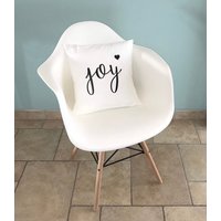 Kissen Joy Weiß Schwarz 40 X cm Sofort Verfügbar Kissen Joy Weiß Schwarz 40 X cm Sofort Verfügbar von naehdesigns