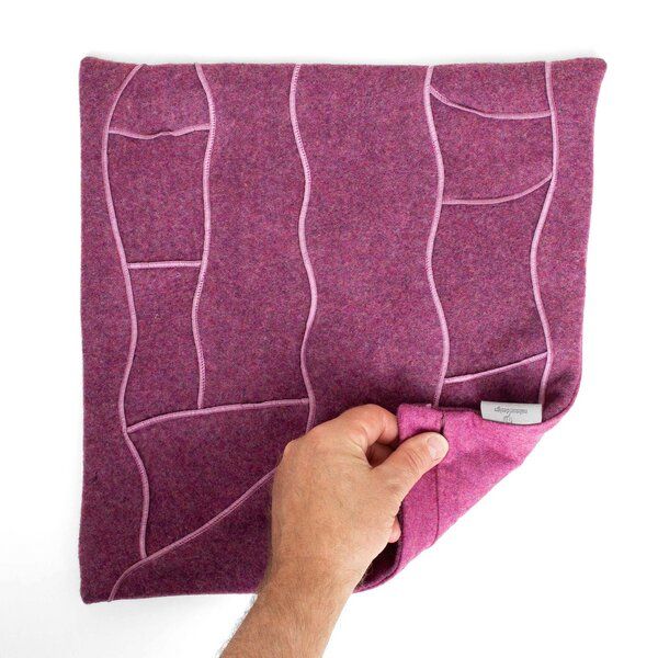 nahtur-design Dekokissen "zero-waste" aus kuscheliger Schurwolle | Unikate nahtur-design Dekokissen "zero-waste" aus kuscheliger Schurwolle | Unikate von nahtur-design
