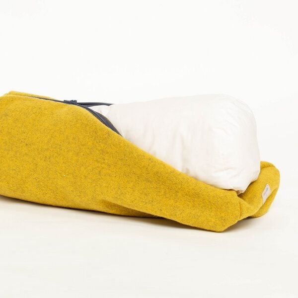 nahtur-design Nackenrolle aus Flauschloden mit Naturfüllung nahtur-design Nackenrolle aus Flauschloden mit Naturfüllung von nahtur-design