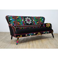 Suzani 3-Sitzer-Sofa - Schwarze Leidenschaft von namedesignstudio