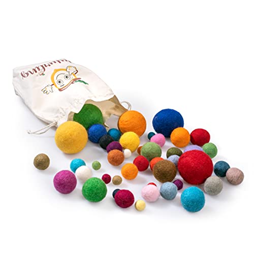 naturling Bunter Filz Bällemix - 45 bunte Filzkugeln Pompons in verschiedenen Farben & Größen für Farben Verständnis und DIY Basteln (Bunt, 45er Set) von naturling