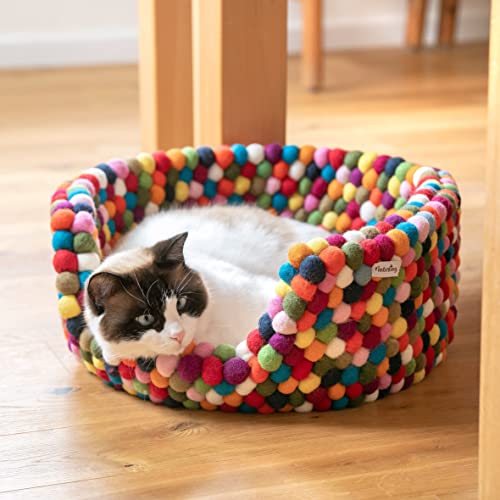 naturling Filzkugel Katzenbett rund aus 100% Schurwolle - kuschelige Filz Katzenkorb naturling Filzkugel Katzenbett rund aus 100% Schurwolle - kuschelige Filz Katzenkorb von naturling