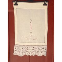 Handgefertigte Cutwork Vorhang Cottage Chic Häkelspitze Fenster Panel Handgefertigte Cutwork Vorhang Cottage Chic Häkelspitze Fenster Panel von naxosart