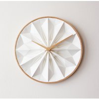 Origami Wanduhr Weiss, Zum Ersten Jahrestag, Unikat Papieruhr Mit Holzrahmen von nellianna
