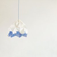 Wellendruck Lampe, Hängelampe, Origami Lampe Mot, Linoldruck von nellianna