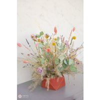 Trockenblumengesteck in Betonvasen | Boho-Chic Geschenk Strauß Getrocknetes Blumen Gesteck Wohndekor|Geschenkideen |Boho Rustikal von nemaconcept