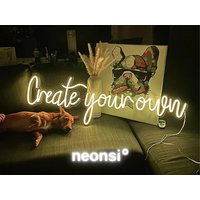 Personalisiertes Neon Schild, Dein Wunschtext in Licht von neonsistore