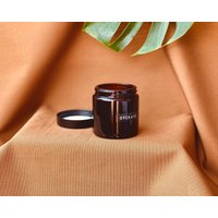 Designer Braunglas Tiegel/Vorratsglas Für Gewürze Inkl. Deckel Mit Wunsch-Etikett - 120 Ml Bpa-Frei, Bernstein Industrial Designer Braunglas Tiegel/Vorratsglas Für Gewürze Inkl. Deckel Mit Wunsch-Etikett - 120 Ml Bpa-Frei, Bernstein Industrial von neuartig