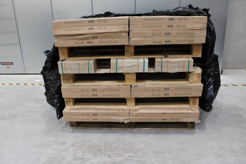 RETOURENPOSTEN Retourenware Bodenfliesen Großpaket Konvolut 19 PAKETE von nicht zutreffend
