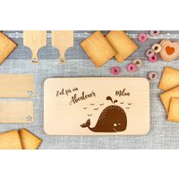 Frühstücksbrettchen Für Kinder Mit Süßem Wal Abenteuerzeit Frühstücksbrettchen Für Kinder Mit Süßem Wal Abenteuerzeit von nordherzDE