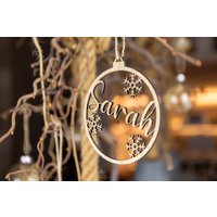 Hochwertige Weihnachtskugeln Aus Eiche - Wunschname, Text Oder Datum von nordherzDE