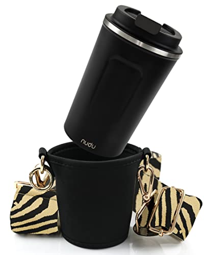 nudu - Cupholder to Go Set - Becherhalter und Thermobecher zum Umhängen - Getränkehalter mit verstellbaren Schultergurt - in Schwarz - Beige von nudu