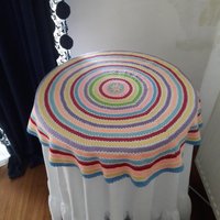 Gehäkelte Tischdecke - Kleine Runde von nurdanceyiz